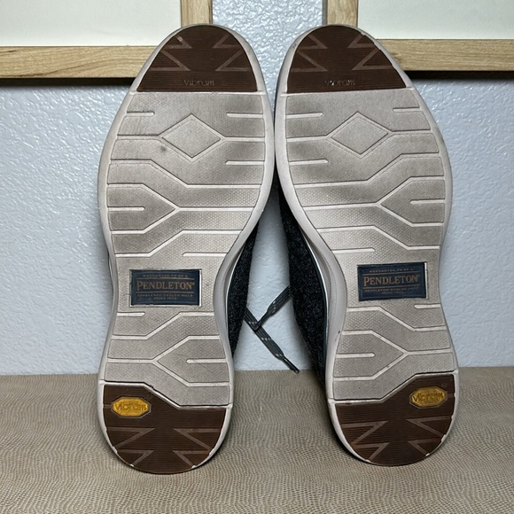 Pendleton Wool Women's Lace-Up Water-Resistant Wool Sneaker 7.5 - Picture 13 of 15